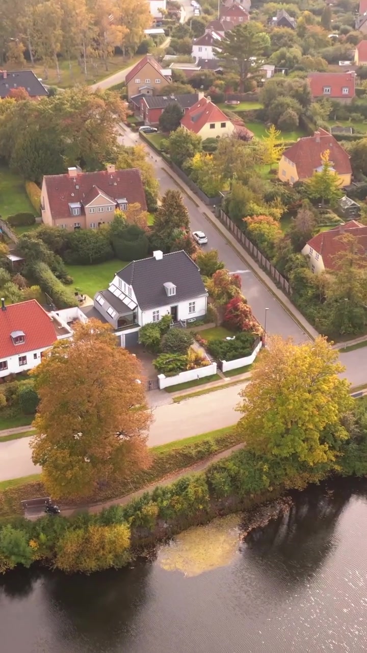 7-værelses bolig, 325 m²